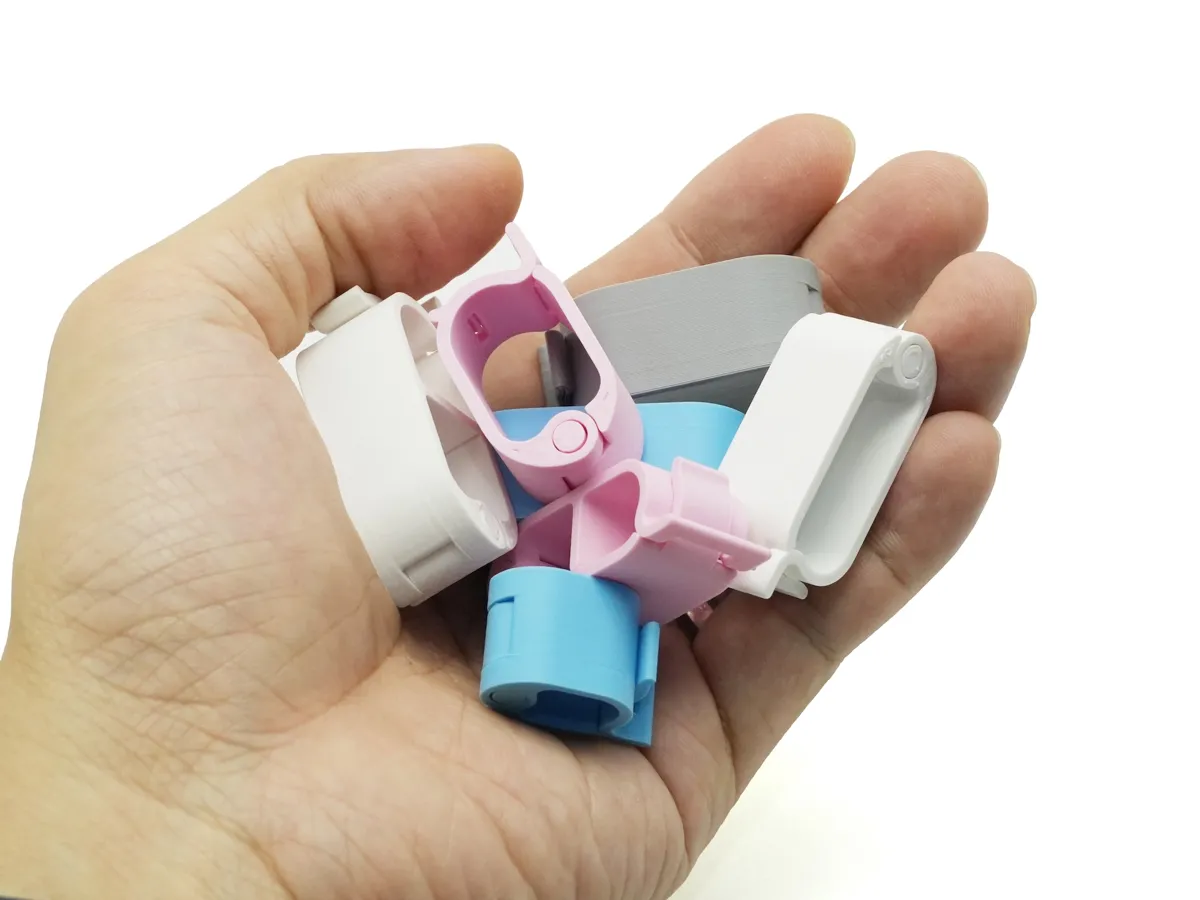 Easy-Unlock Cable Clip (Pinch to Unlock), photo 3 of 4 - Easy-Unlock Cable Clip (Pinch to Unlock) Mobile & Device Accessories