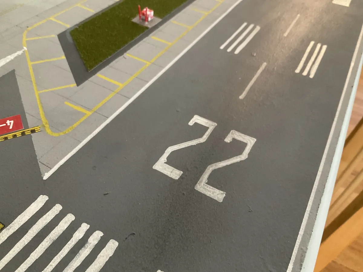 1:400 FAA Runway Marking Stencil (heading 4-22), photo 3 of 4 - 1:400 FAA Runway Marking Stencil (heading 4-22) Art & Craft Supplies