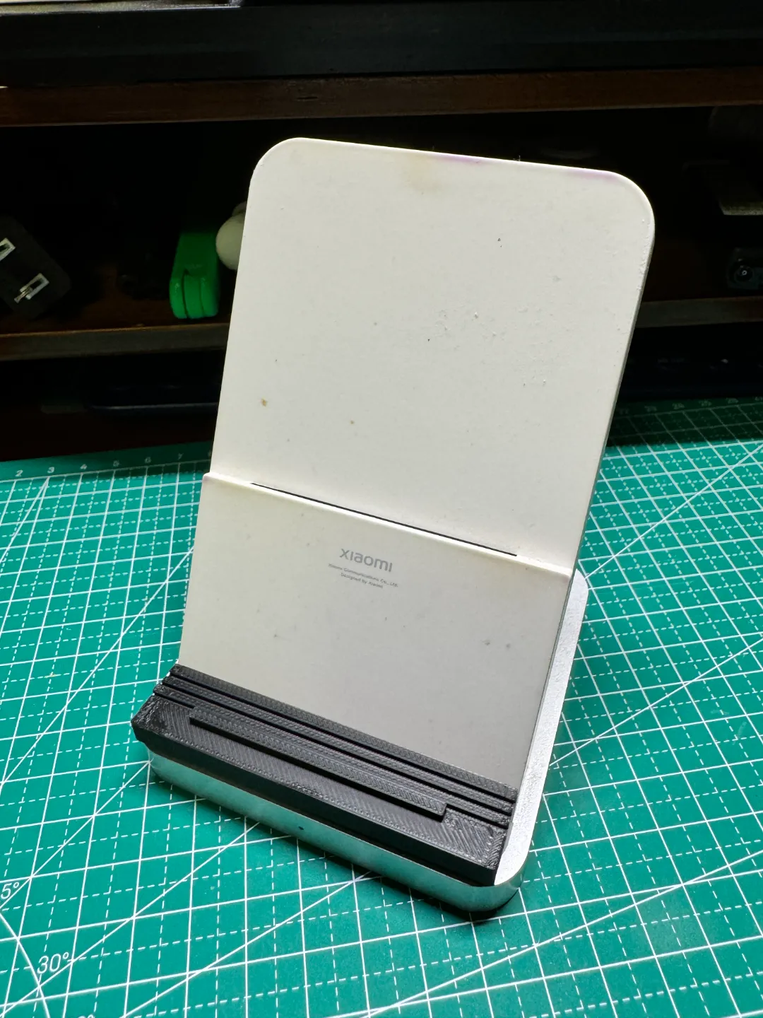 Xiaomi wireless charger (30w) heightening stand - Electronics, in stock in India