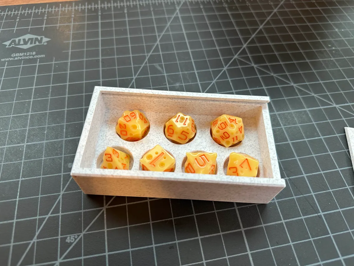 Dovetail Dice Box for 7-Piece Dice Set, photo 3 of 4 - Dovetail Dice Box for 7-Piece Dice Set Board Games & Tabletop