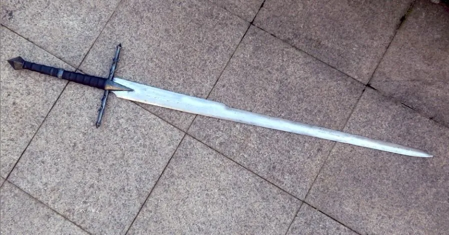Nazgul Sword Lord of the Rings, photo 2 of 3 - Nazgul Sword Lord of the Rings Props & Cosplay