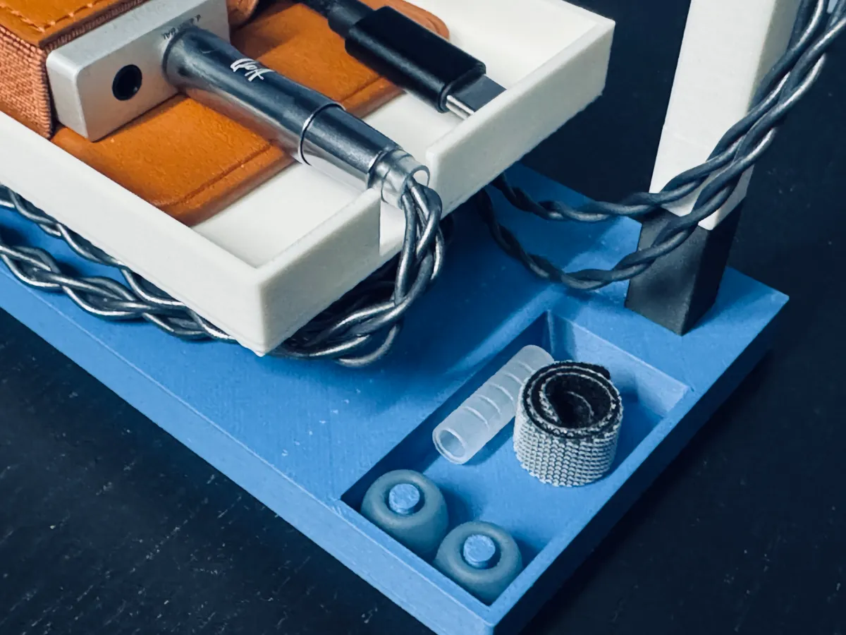IEM Holder, photo 4 of 4 - IEM Holder Tools