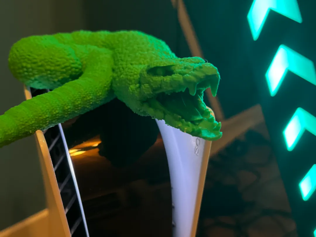 Playstation 5 Headsetholder Snake - Decor, in stock in India