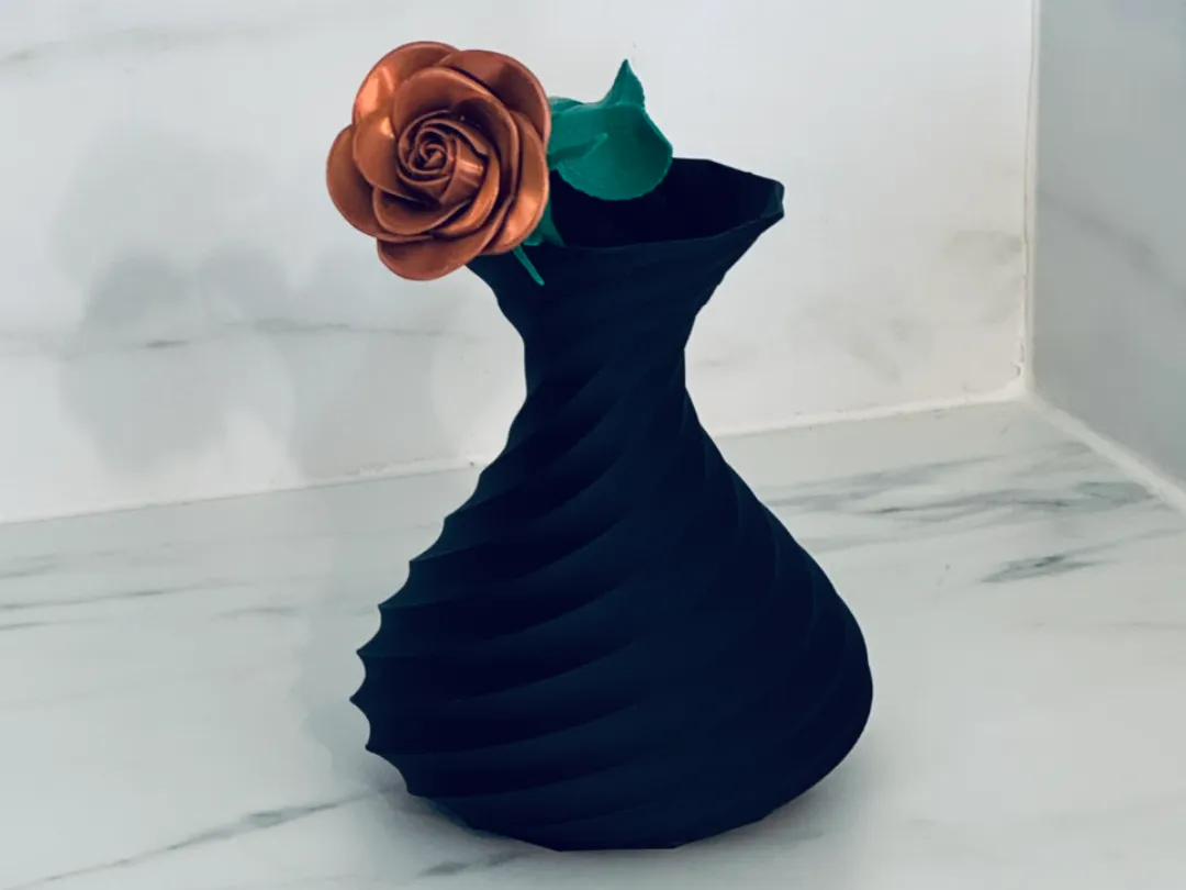AG Vase