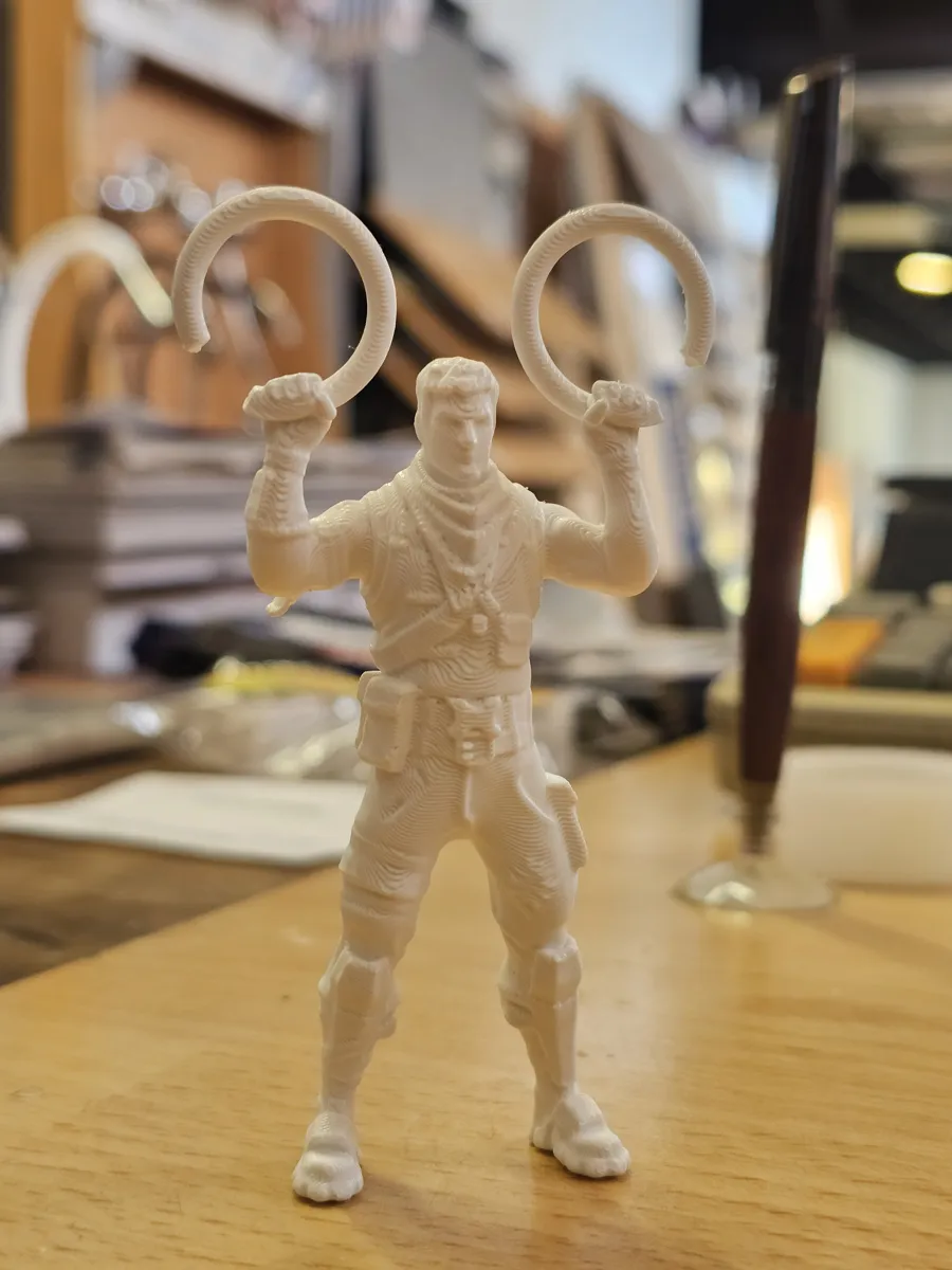 Fortnite Jonesy Plastic Bag Paratrooper, photo 3 of 4 - Fortnite Jonesy Plastic Bag Paratrooper Jewellery & Accessories