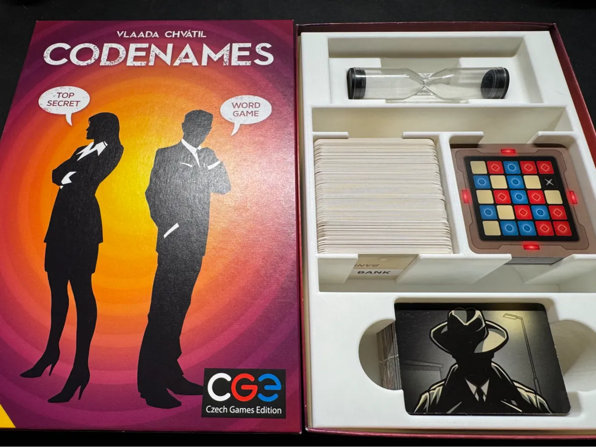 Codenames Original Version Insert/Organizer