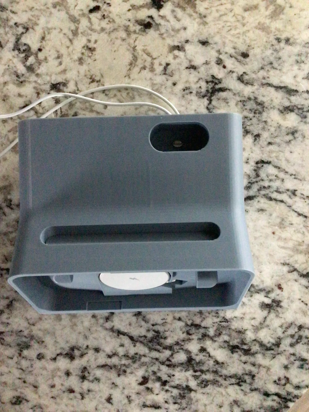 iPhone 14 Pro Max Otterbox Standby Dock, photo 3 of 4 - iPhone 14 Pro Max Otterbox Standby Dock Household