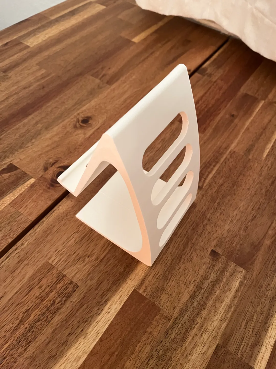 Minimalist Tablet (iPad) Stand, photo 2 of 4 - Minimalist Tablet (iPad) Stand Mobile & Device Accessories