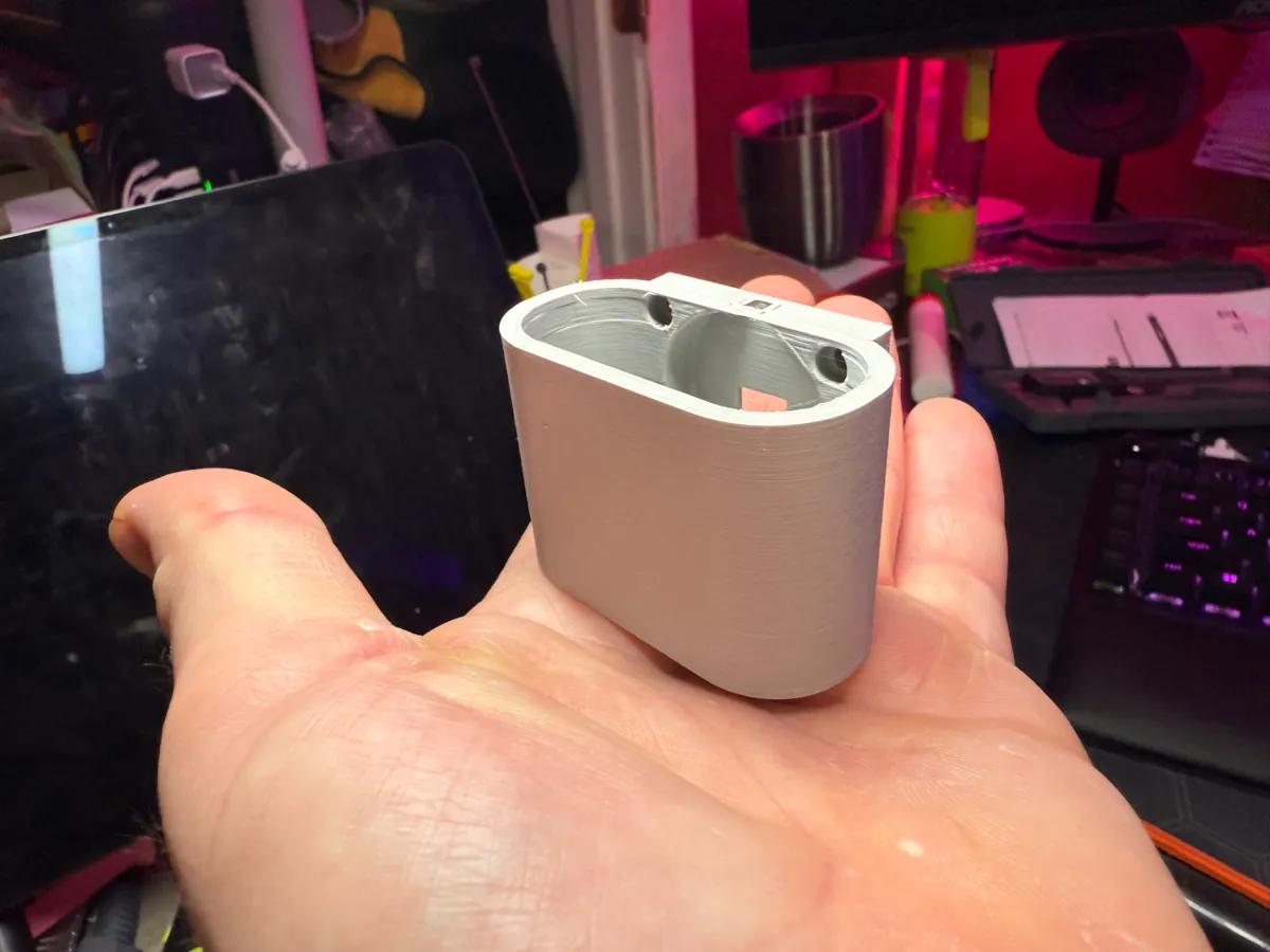 Airpod 4 Wireless Charging Desk Mount, photo 2 of 4 - Airpod 4 Wireless Charging Desk Mount Hobby & DIY