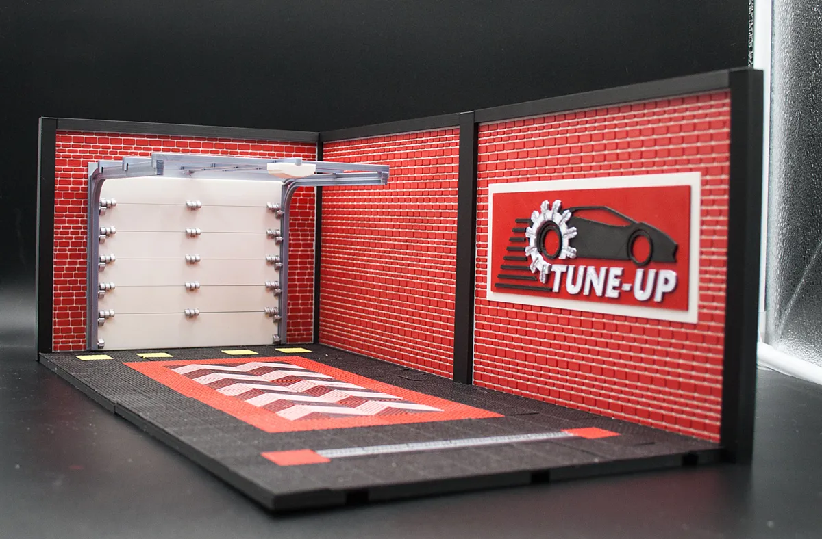 Modular Garage Diorama with tile floor, scale 1:18, photo 3 of 4 - Modular Garage Diorama with tile floor, scale 1:18 Figurines & Collectibles