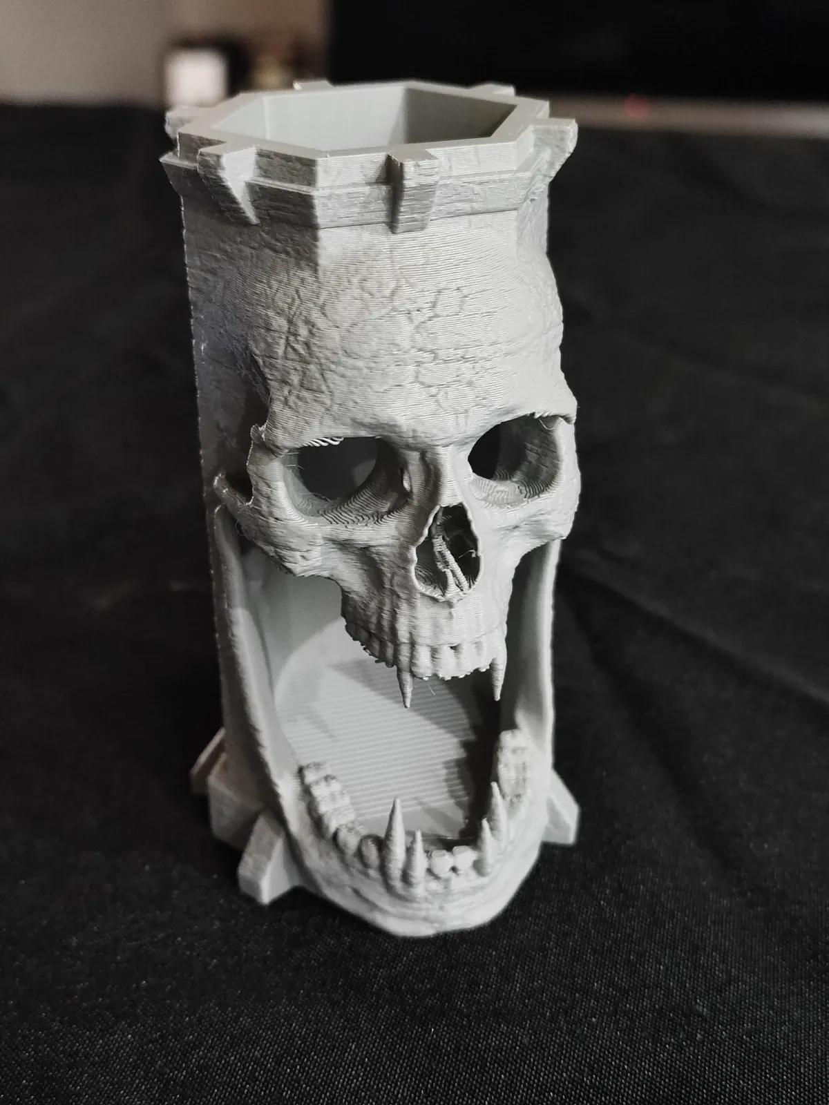 Skull-Dice Tower for Dungeons And Dragons, photo 3 of 4 - Skull-Dice Tower for Dungeons And Dragons Board Games & Tabletop