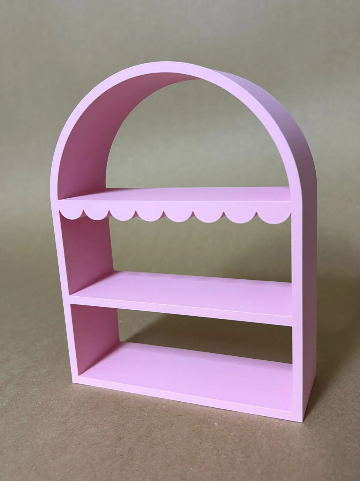 Cute Arch Shelf with Scallop, 2 Sizes, photo 3 of 4 - Cute Arch Shelf with Scallop, 2 Sizes Storage & Organisation