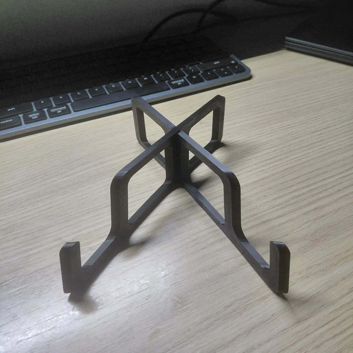 Laptop Stand Sub, photo 2 of 4 - Laptop Stand Sub Mobile & Device Accessories