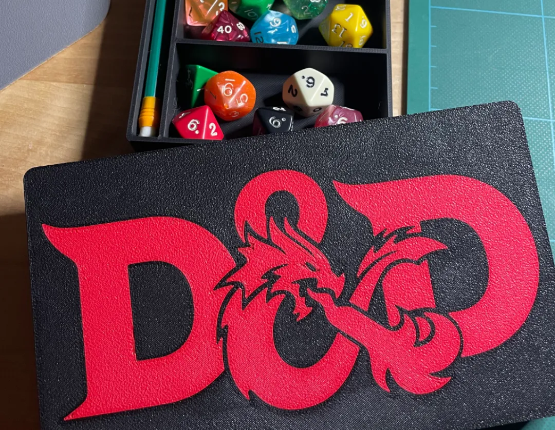 Dungeons & Dragons Dice box
