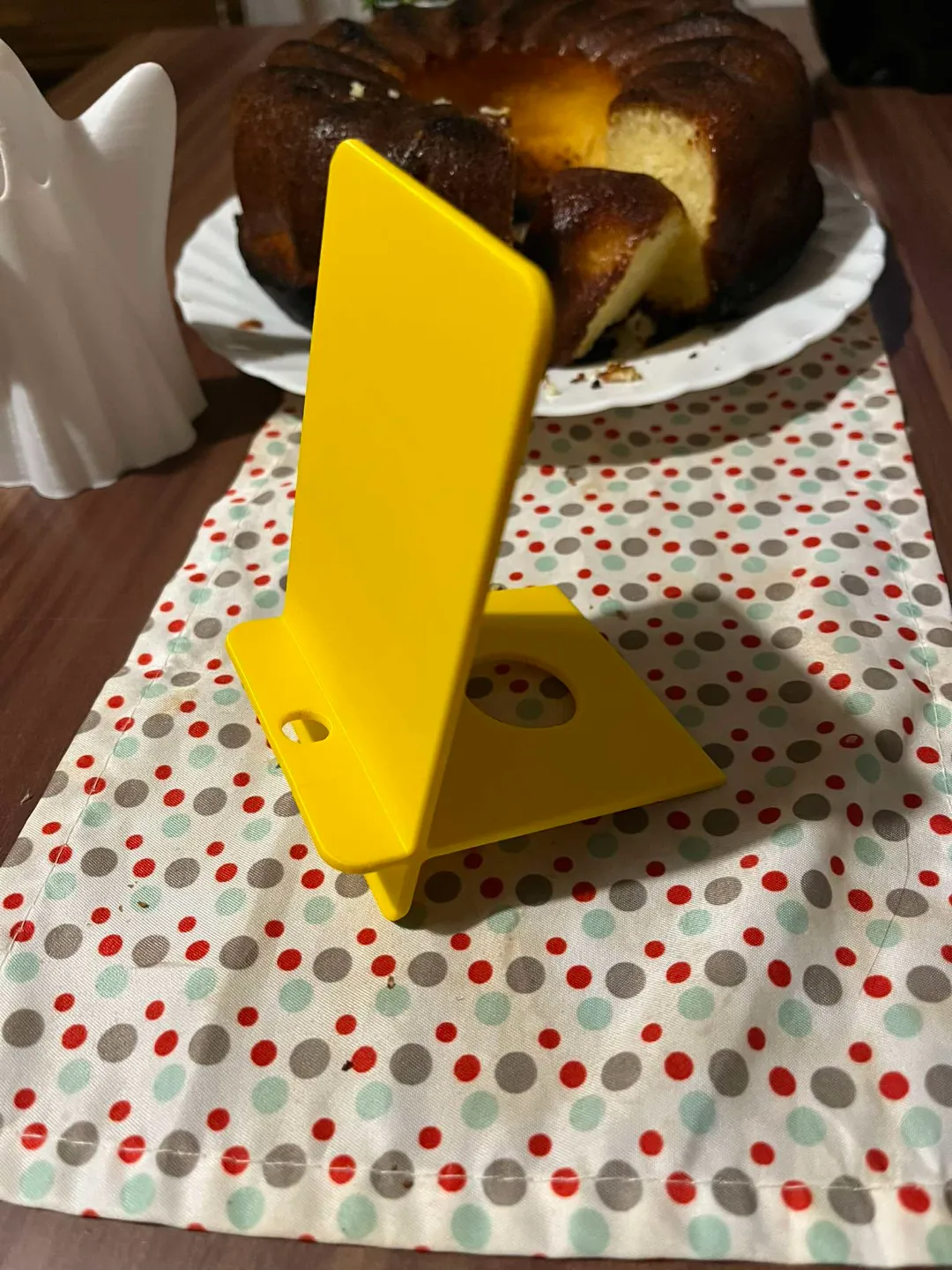 Mobile phone holder,stand, iphone, samsung, photo 2 of 4 - Mobile phone holder,stand, iphone, samsung Mobile & Device Accessories
