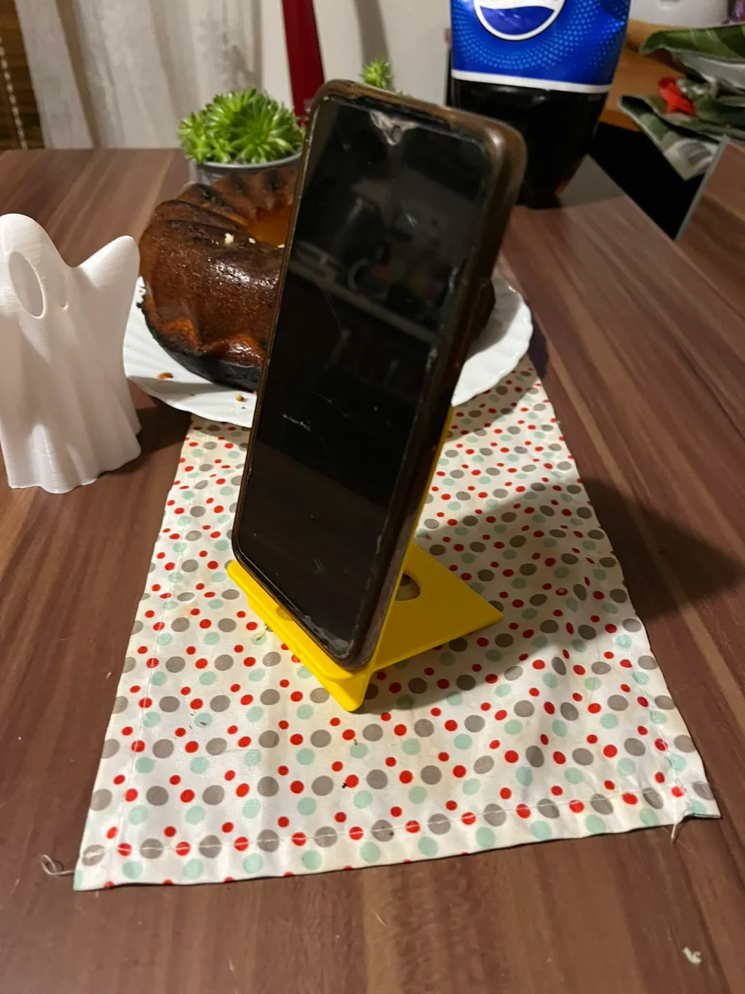 Mobile phone holder,stand, iphone, samsung, photo 4 of 4 - Mobile phone holder,stand, iphone, samsung Mobile & Device Accessories
