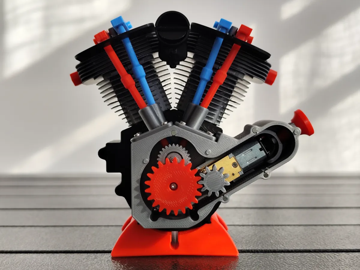 Engine Model 60% scale version, photo 2 of 4 - Engine Model 60% scale version Learning & STEM