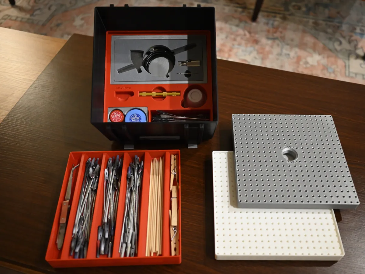 Modular Hobby Workflow Box - Airbrushing Setup, photo 3 of 4 - Modular Hobby Workflow Box - Airbrushing Setup Tools