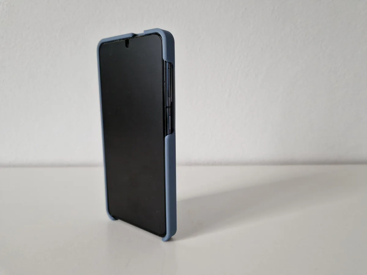Samsung Galaxy S21 Sleek Minimal Case, photo 4 of 4 - Samsung Galaxy S21 Sleek Minimal Case Mobile & Device Accessories