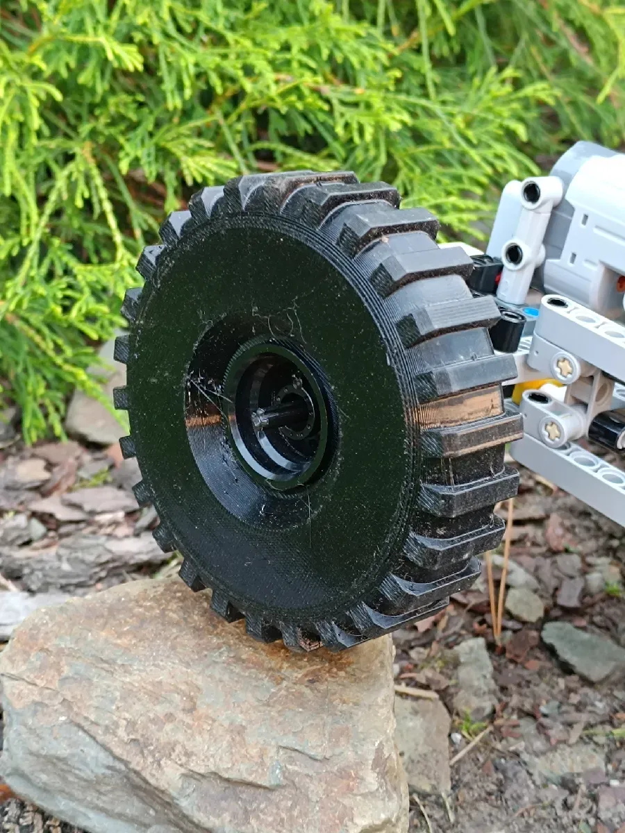 LËGO TECHNIC Off-Road TPU tyre, photo 3 of 4 - LËGO TECHNIC Off-Road TPU tyre Toys & Games