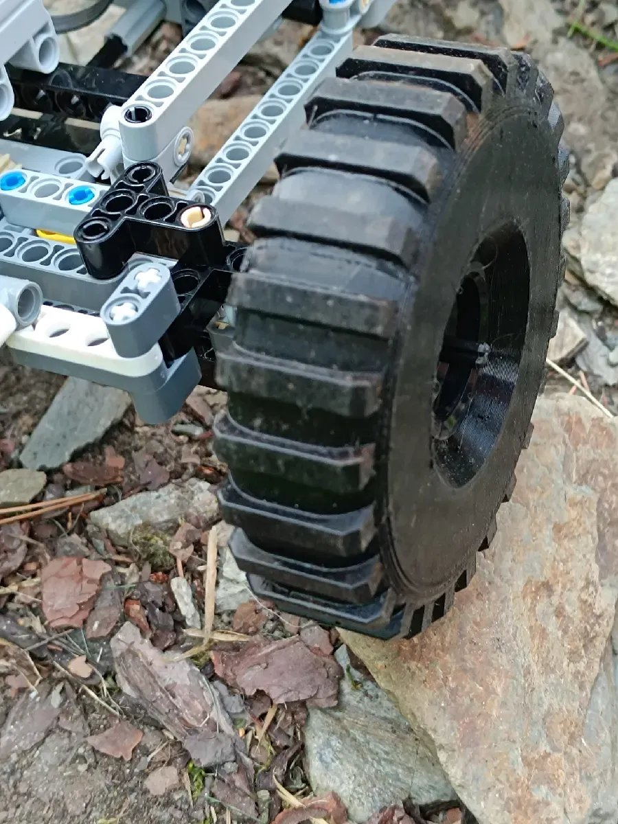 LËGO TECHNIC Off-Road TPU tyre, photo 4 of 4 - LËGO TECHNIC Off-Road TPU tyre Toys & Games
