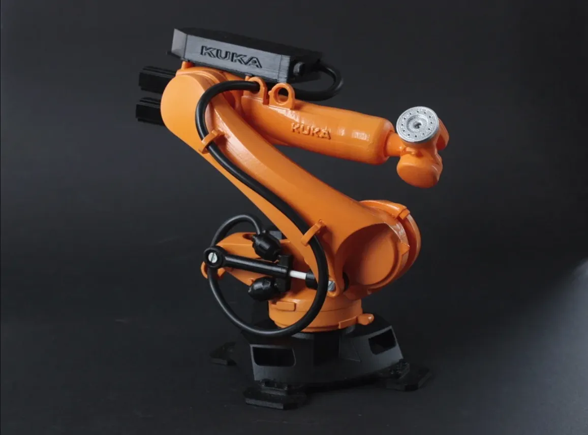 KUKA KR150 industrial robot scale model, photo 2 of 2 - KUKA KR150 industrial robot scale model Models, RC & Drones