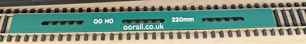 Straight Track Tool for OO/HO Model Railways - Model Trains & Railways, in stock