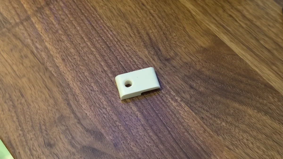 Flat HDMI clamp, photo 2 of 2 - Flat HDMI clamp Tools & Workshop