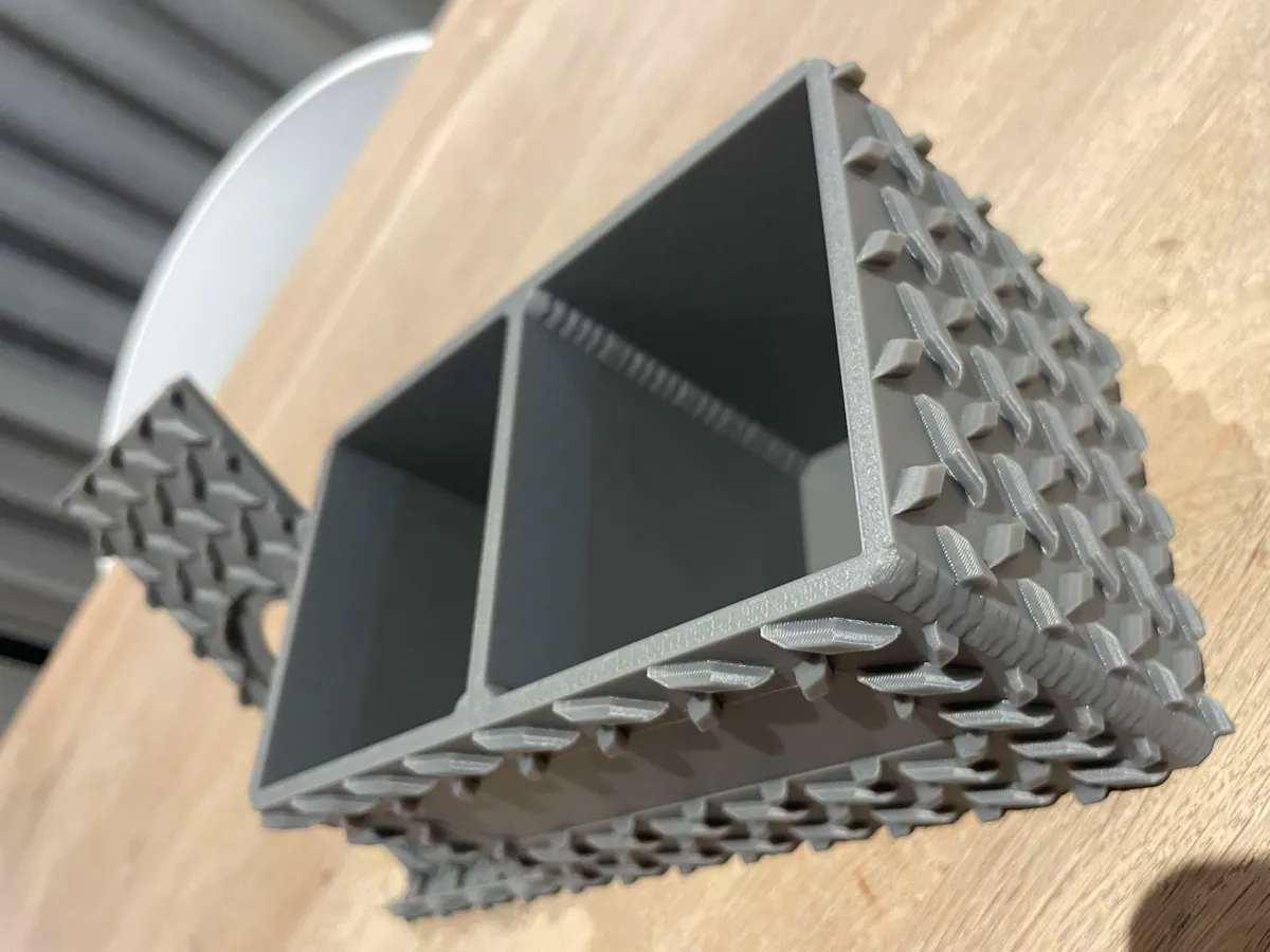 Most rugged diamond sheet metal desktop organizer, photo 2 of 4 - Most rugged diamond sheet metal desktop organizer Hobby & DIY