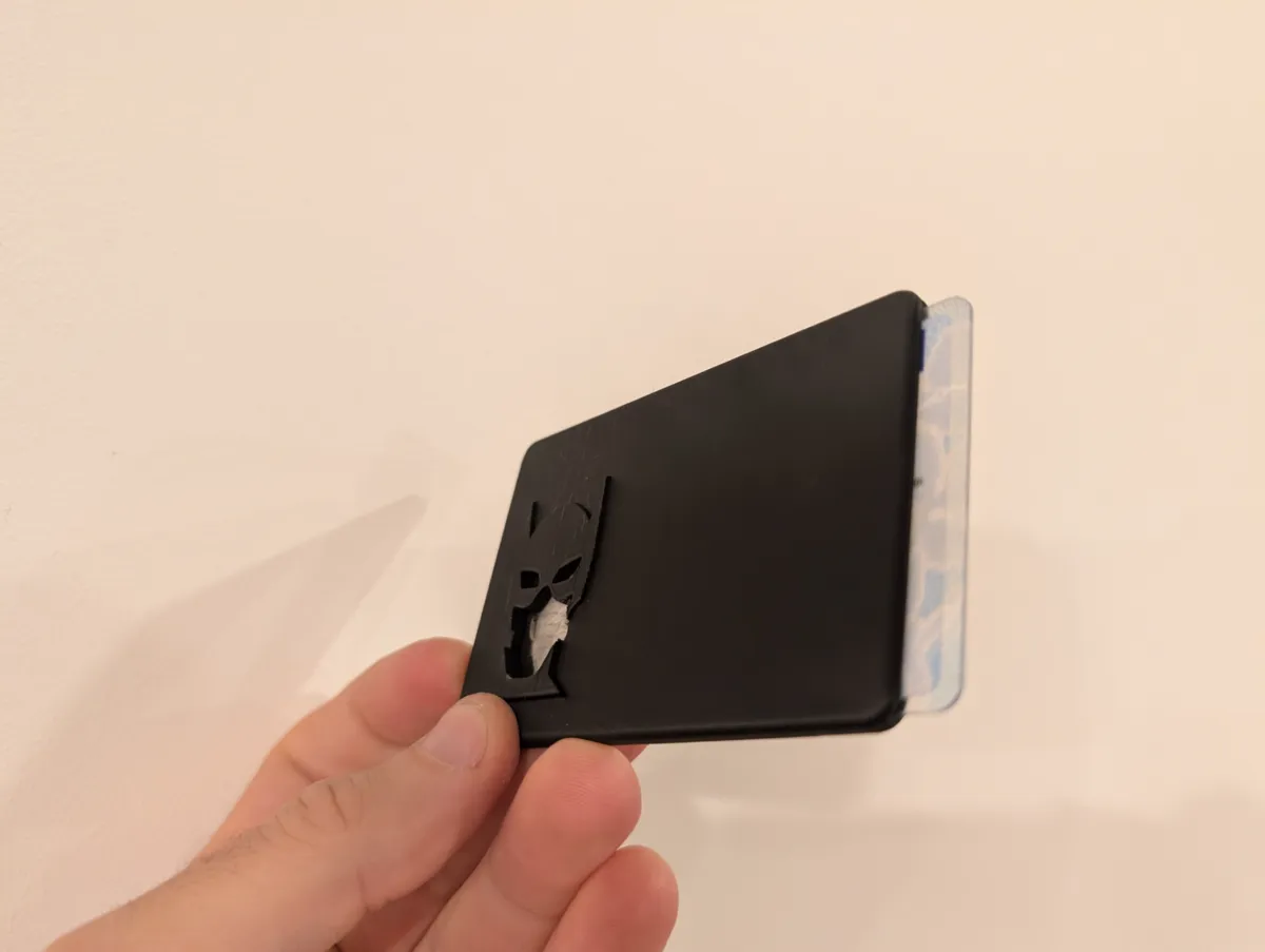[V2] Batman ID Card Holder v2, photo 4 of 4 - [V2] Batman ID Card Holder v2 Desk & Office