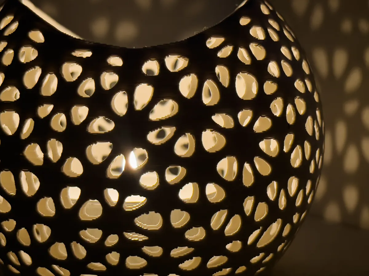 Voronoi Led Tea Light Candle Holder FELIX, photo 3 of 4 - Voronoi Led Tea Light Candle Holder FELIX Home Decor Items