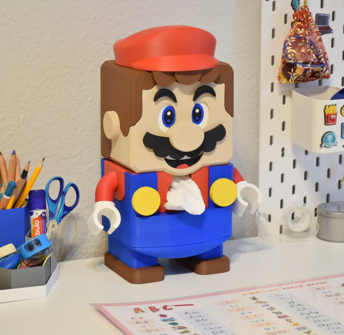 MARIO TISSUE DISPENSER, photo 3 of 4 - MARIO TISSUE DISPENSER Figurines & Collectibles