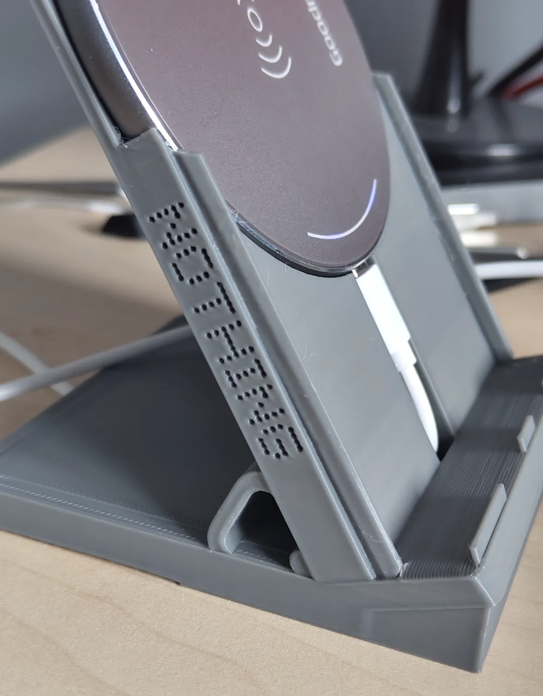 Nothing Phone Wireless Charging Stand - Gadgets, in stock in India