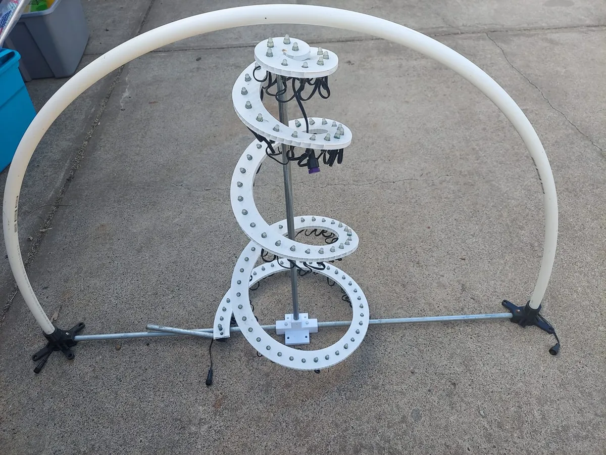 Arch Prop Mount Center Support Half Inch EMT, photo 2 of 3 - Arch Prop Mount Center Support Half Inch EMT Tools & Workshop