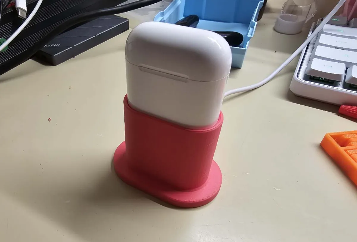 Airpods 1 and 2 charging stand - Dual & Combo Headphone Stands, in stock