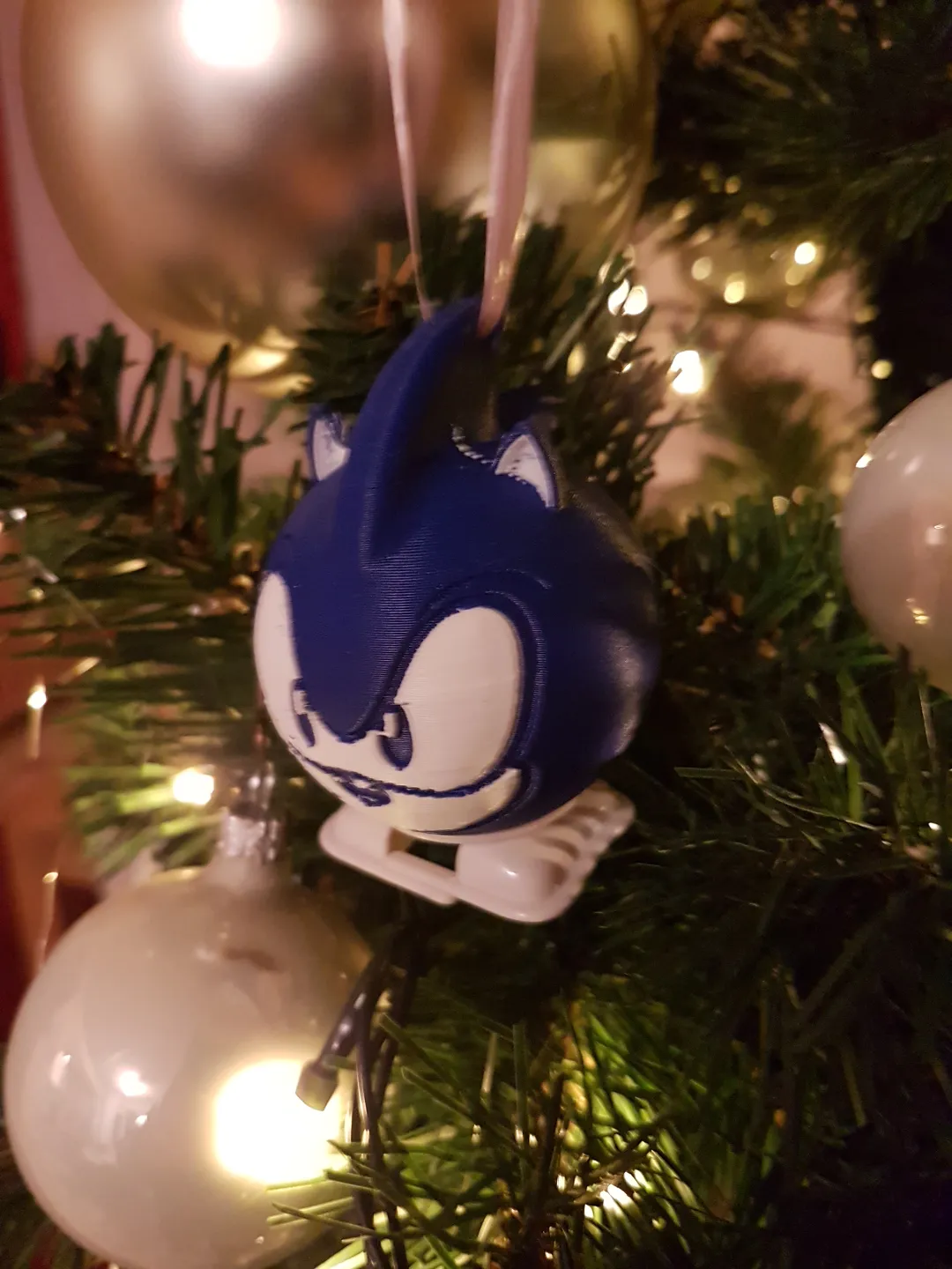 Sonic the Christmas Ornament Walker, photo 2 of 4 - Sonic the Christmas Ornament Walker Gifts & Occasions