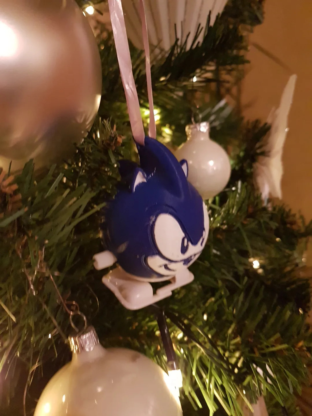 Sonic the Christmas Ornament Walker, photo 3 of 4 - Sonic the Christmas Ornament Walker Gifts & Occasions