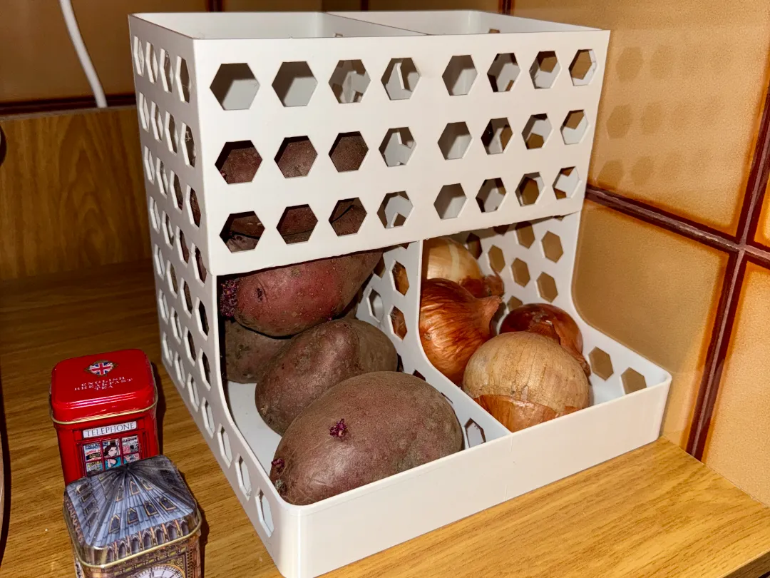 BIG Kitchen Basket - 2 Separate Compartments