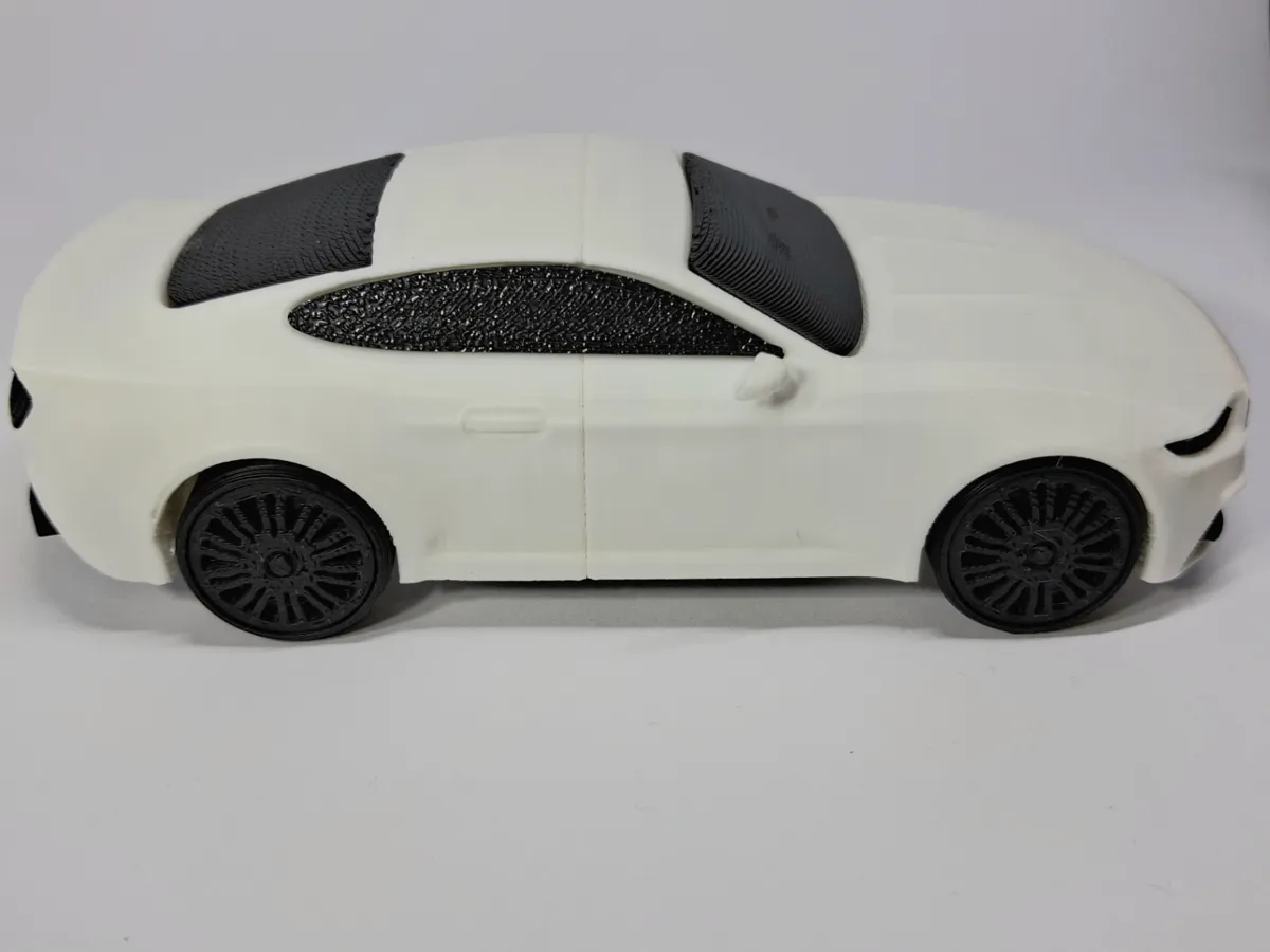 MUSTANG GT 5.0 1:43 SCALE SPORT CAR #6