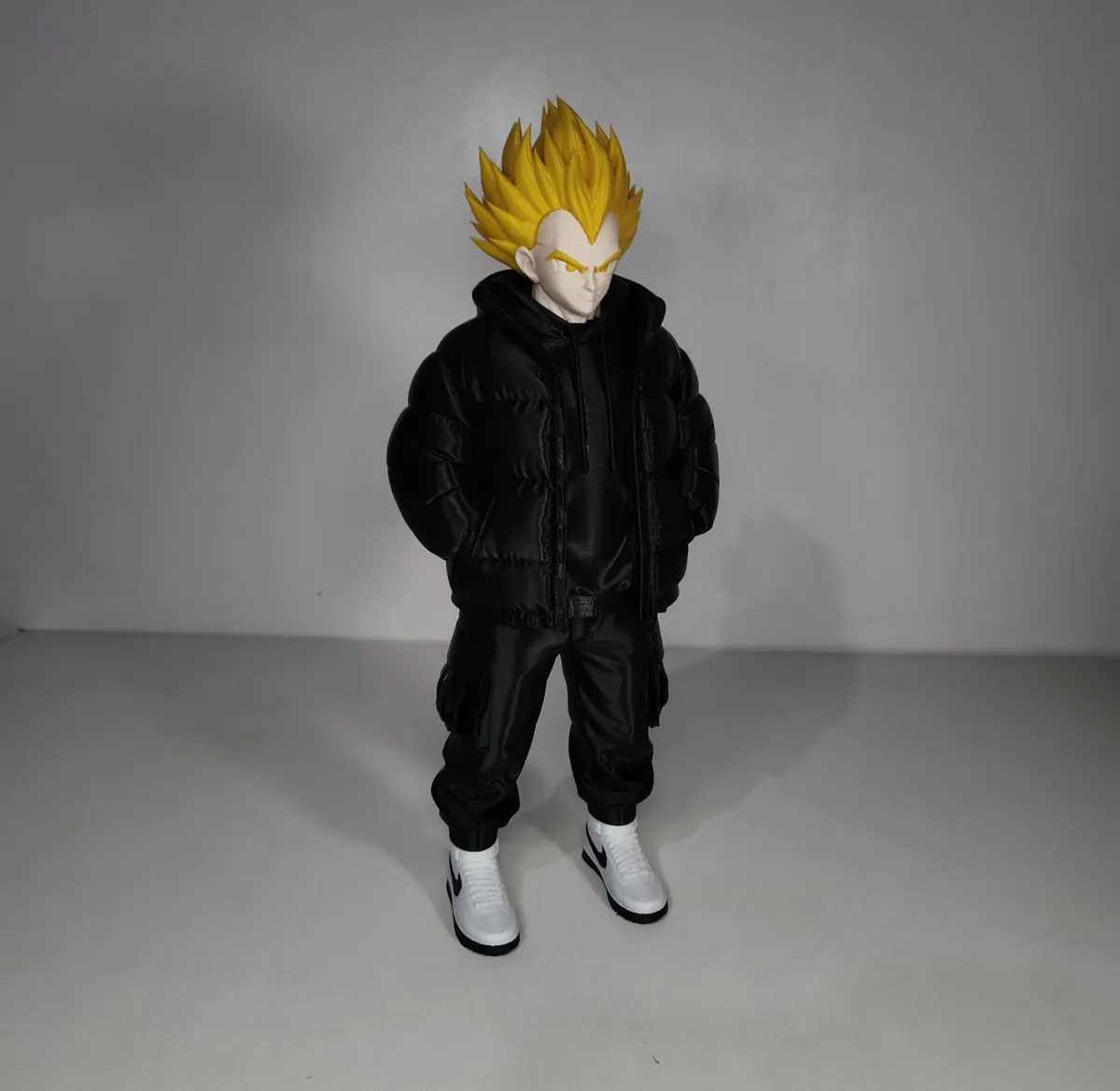 vegeta super saiyajin urban - large version, photo 3 of 4 - vegeta super saiyajin urban - large version Figurines & Collectibles