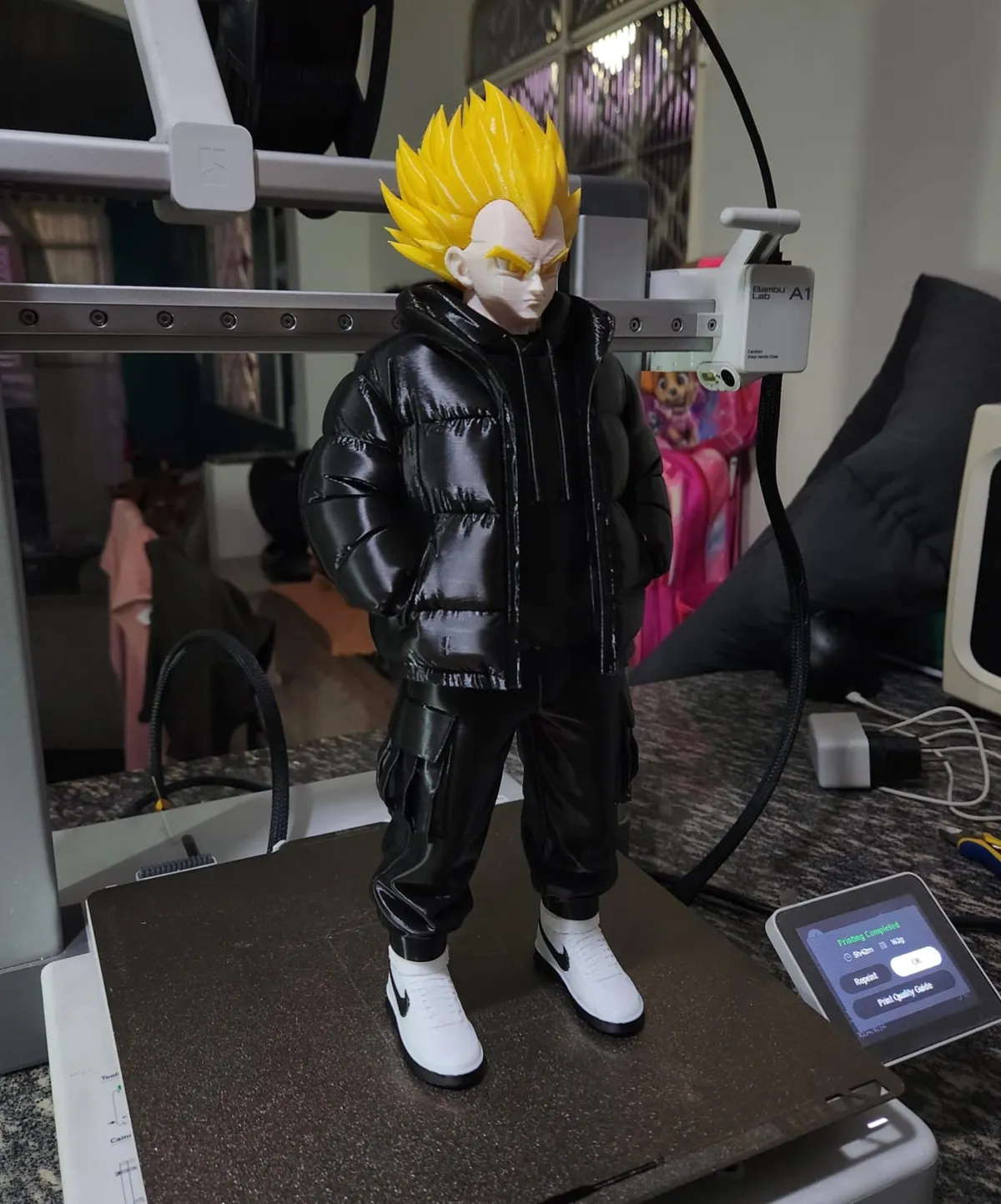 vegeta super saiyajin urban - large version, photo 4 of 4 - vegeta super saiyajin urban - large version Figurines & Collectibles