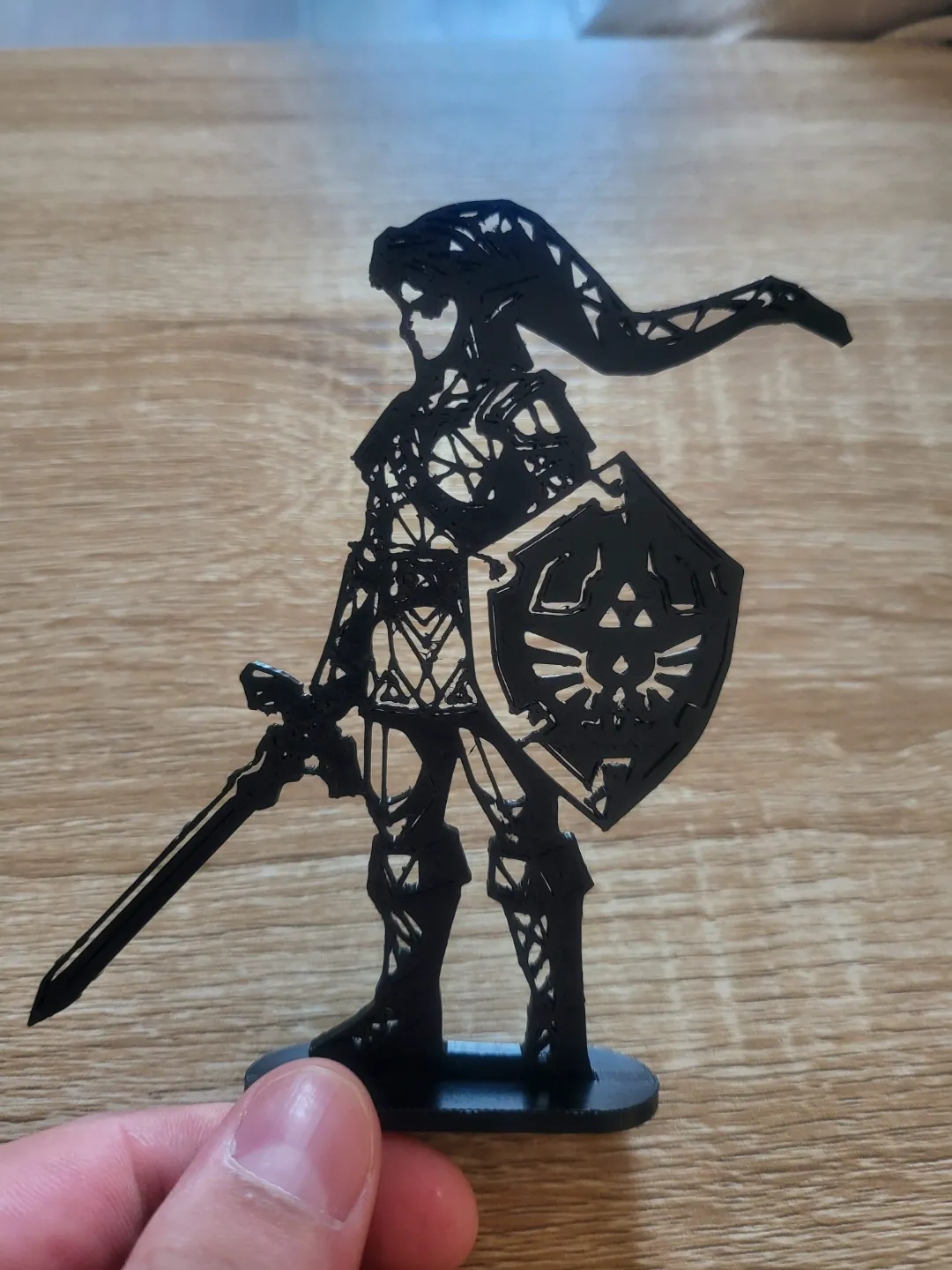 Geometric Link (Zelda) Low poly, photo 3 of 3 - Geometric Link (Zelda) Low poly Figurines & Collectibles
