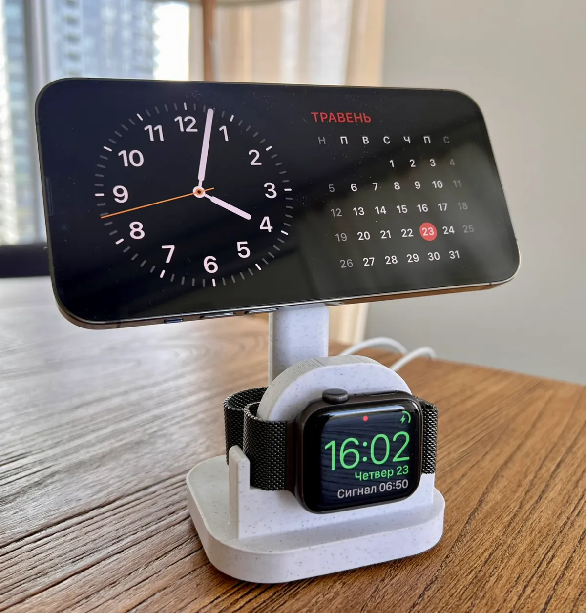 MagSafe Stand for iPhone and Apple Watch StandBy, photo 2 of 4 - MagSafe Stand for iPhone and Apple Watch StandBy Household