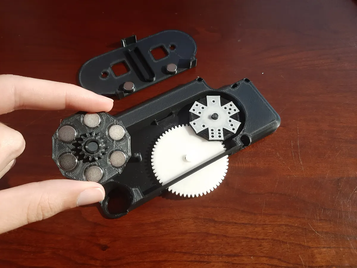Spinning Dice Case for CMF Phone 1, photo 2 of 3 - Spinning Dice Case for CMF Phone 1 Tools