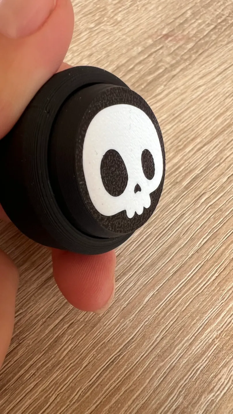 Cute skull clicker, photo 2 of 3 - Cute skull clicker Fidget & Sensory Toys