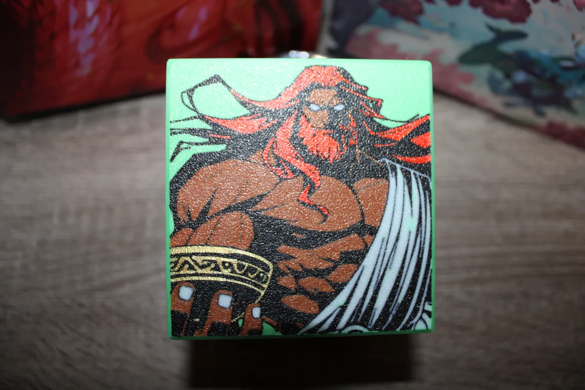 MTG EDH Commander Showcase Deck Box - Xenagos, photo 3 of 4 - MTG EDH Commander Showcase Deck Box - Xenagos Board Games & Tabletop