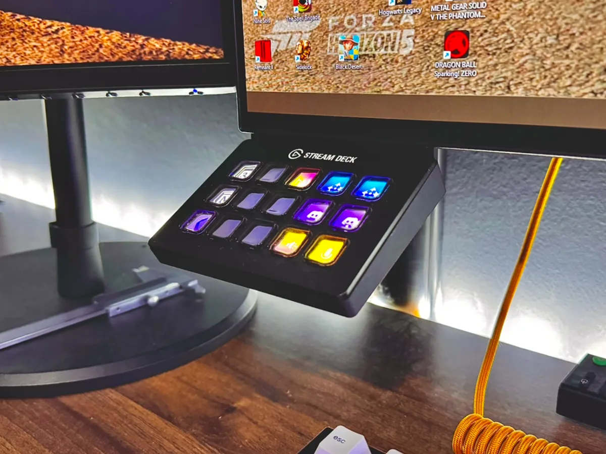 Stream Deck Vertical Monitor Mount
