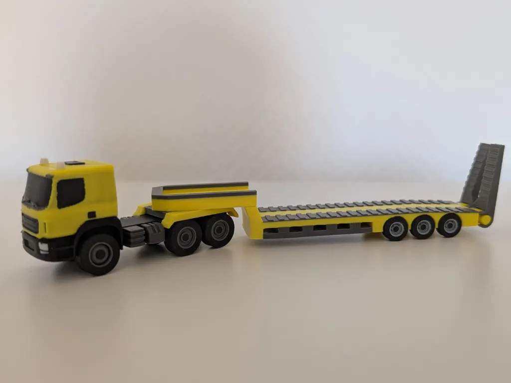 Heavy Transport SERIES 1/3 Lowbed Truck KIT CARD, photo 3 of 4 - Heavy Transport SERIES 1/3 Lowbed Truck KIT CARD Models, RC & Drones