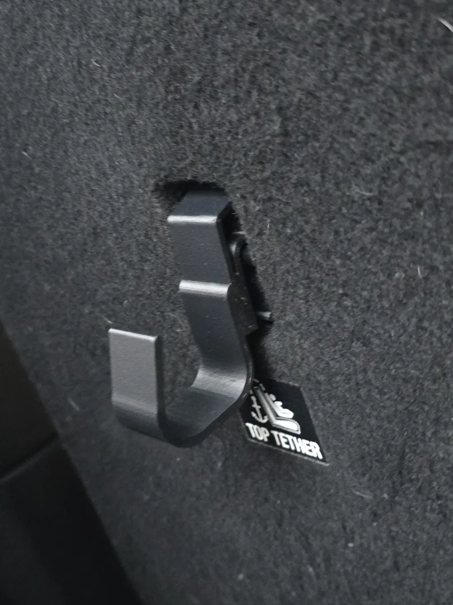 ISOFIX SYSTEM for umbrella, documents, bags, etc, photo 4 of 4 - ISOFIX SYSTEM for umbrella, documents, bags, etc Car & Vehicle
