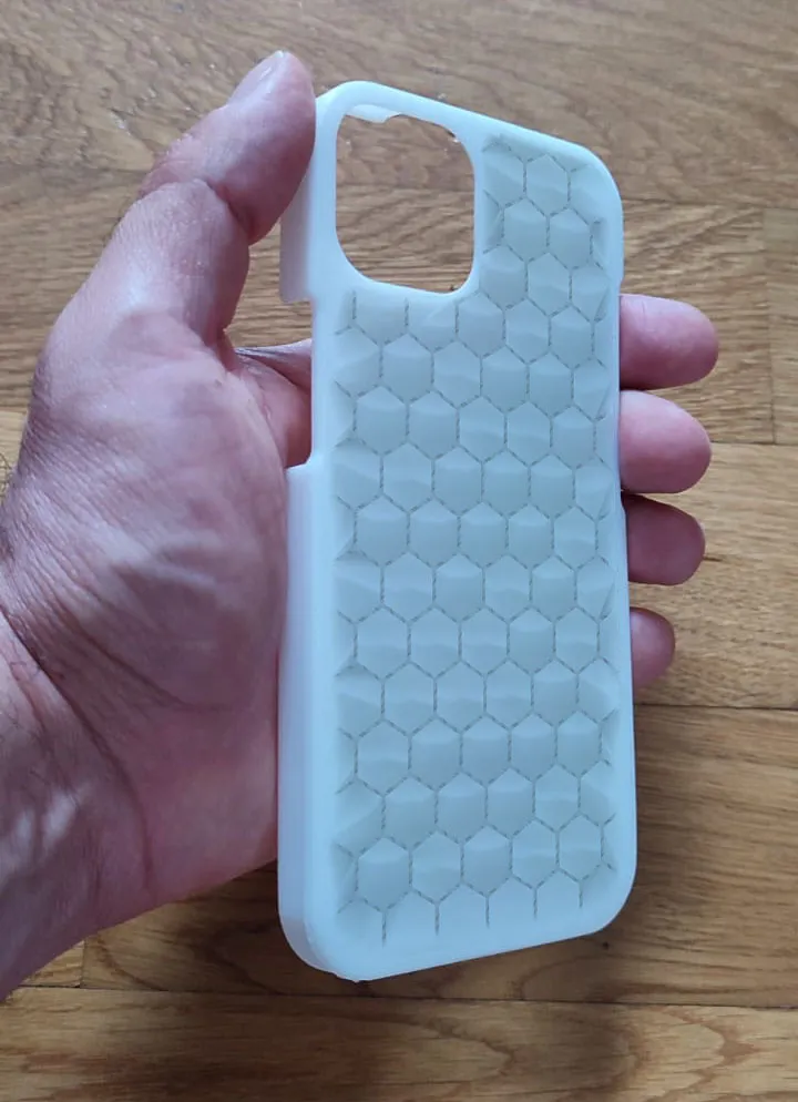 iPhone Cover for 13 to 15 Series, photo 3 of 3 - iPhone Cover for 13 to 15 Series Mobile & Device Accessories